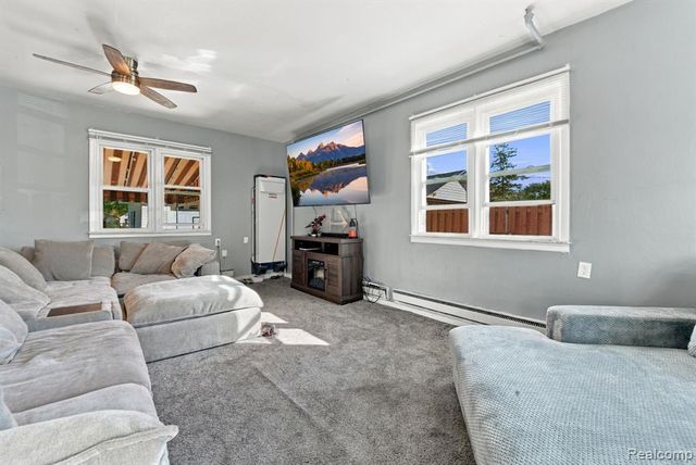 29800 Maison Street, Saint Clair Shores, MI 48082