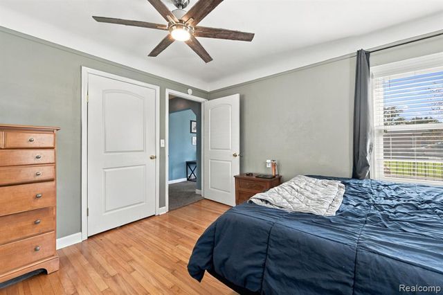 29800 Maison Street, Saint Clair Shores, MI 48082