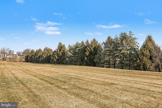 156 SPARROW RD, Hummelstown, PA 17036