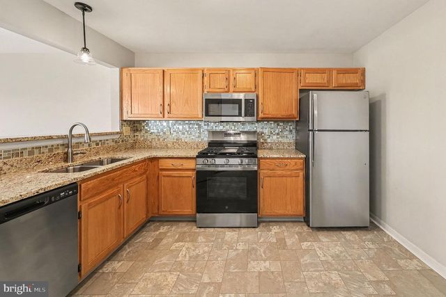 156 SPARROW RD, Hummelstown, PA 17036