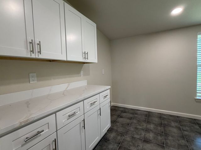 6812 Lakeside Drive B, Lake Worth, TX 76135