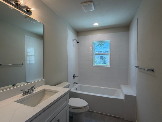 6812 Lakeside Drive B, Lake Worth, TX 76135