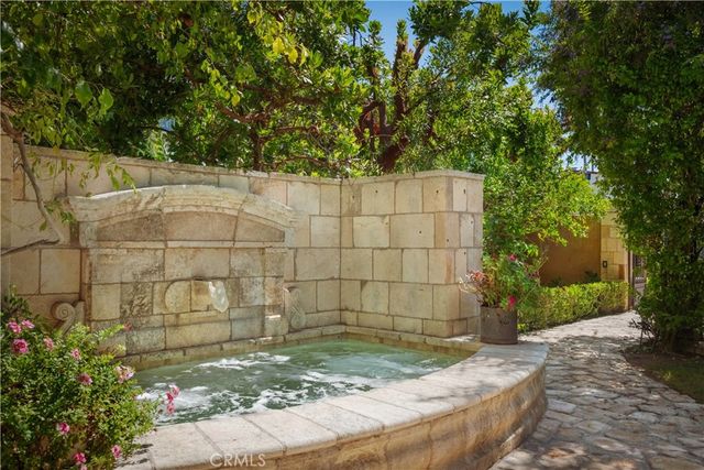 346 Via Lido Soud, Newport Beach, CA 92663