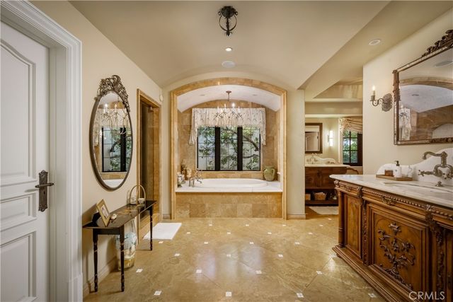 346 Via Lido Soud, Newport Beach, CA 92663