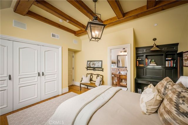 346 Via Lido Soud, Newport Beach, CA 92663
