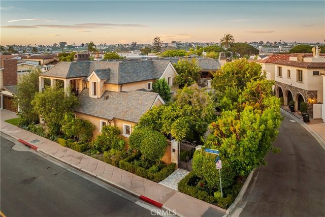 346 Via Lido Soud, Newport Beach, CA 92663
