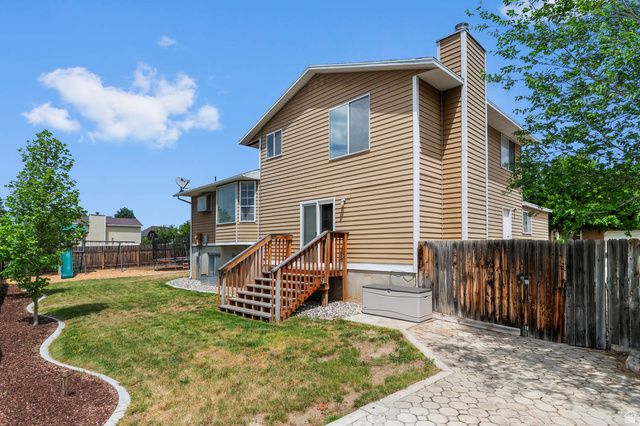 10812 S GRANITE DR, Sandy, UT 84094