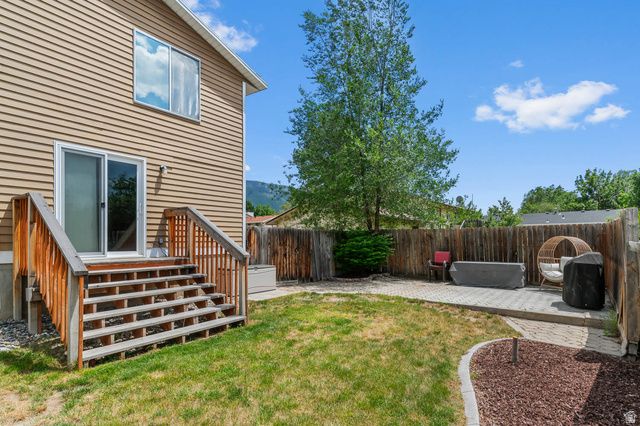 10812 S GRANITE DR, Sandy, UT 84094
