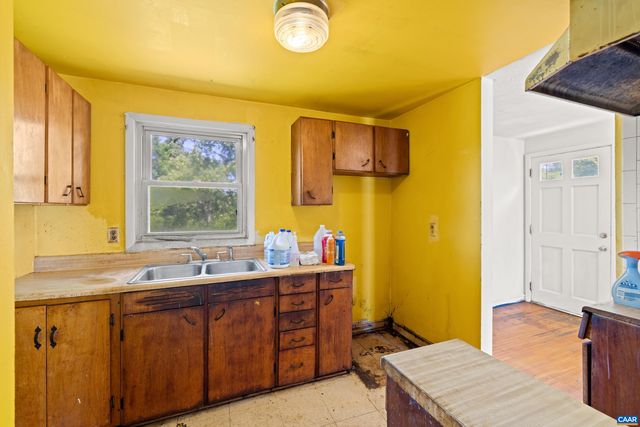 837 RIDGE ST, Charlottesville, VA 22902