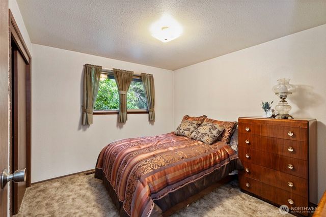 29970 Gamble Place NE, Kingston, WA 98346