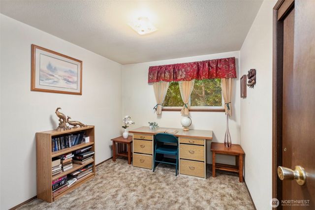 29970 Gamble Place NE, Kingston, WA 98346