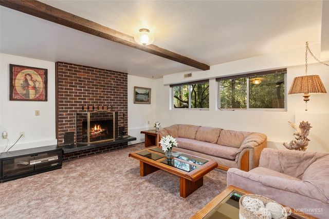 29970 Gamble Place NE, Kingston, WA 98346