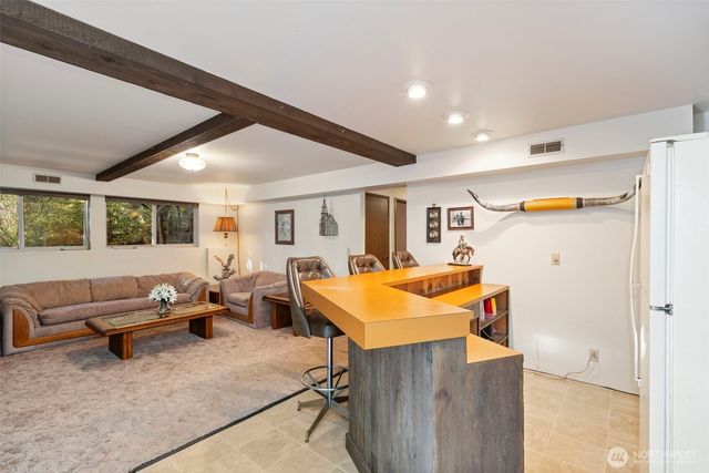 29970 Gamble Place NE, Kingston, WA 98346