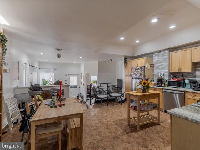 1108 LOCUST ST, Philadelphia, PA 19107