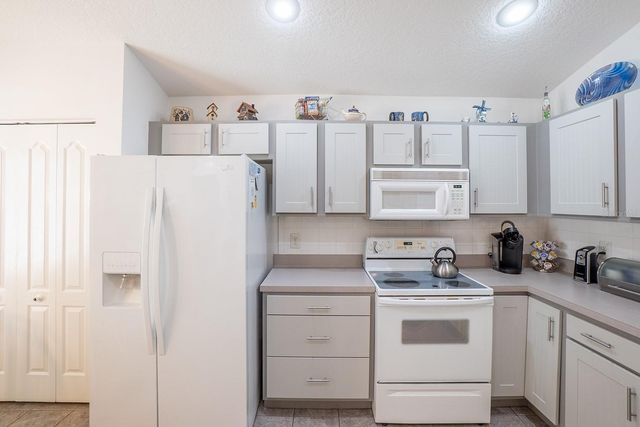 1 GLENEAGLES PLACE, Palm Coast, FL 32137