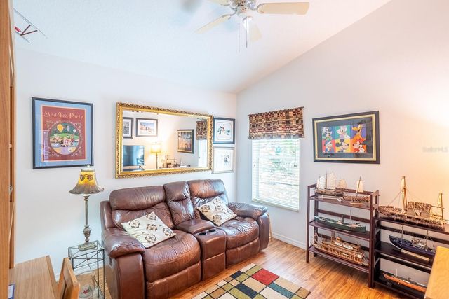 1 GLENEAGLES PLACE, Palm Coast, FL 32137