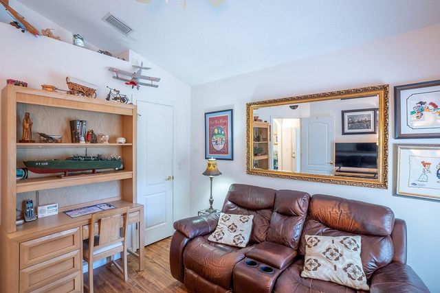 1 GLENEAGLES PLACE, Palm Coast, FL 32137