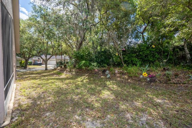 1 GLENEAGLES PLACE, Palm Coast, FL 32137