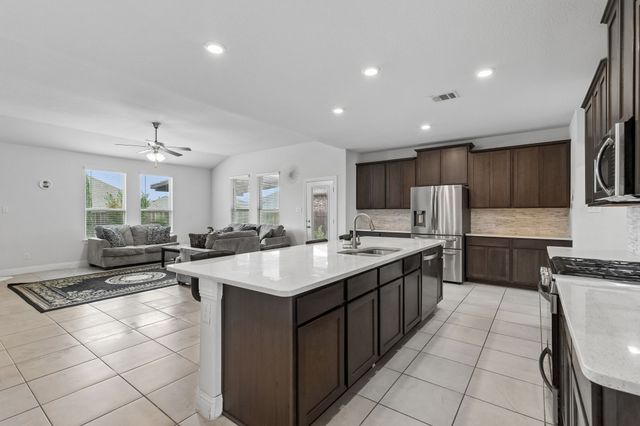 2900 Half Moon Road, Aubrey, TX 76227
