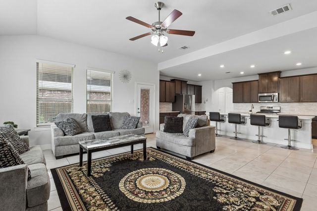 2900 Half Moon Road, Aubrey, TX 76227
