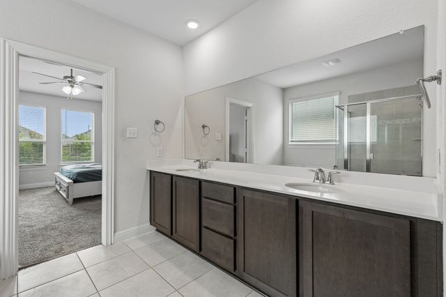 2900 Half Moon Road, Aubrey, TX 76227