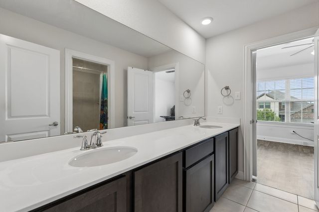 2900 Half Moon Road, Aubrey, TX 76227