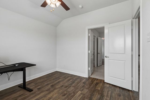 2900 Half Moon Road, Aubrey, TX 76227
