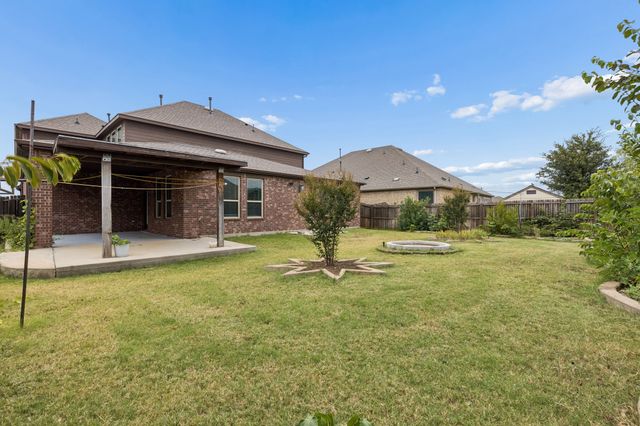 2900 Half Moon Road, Aubrey, TX 76227