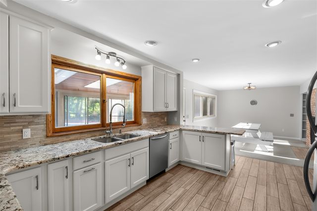 907 East Street, Three Rivers, MI 49093