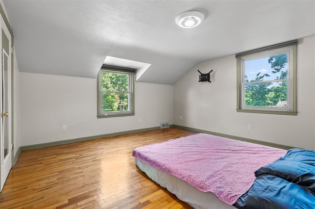 907 East Street, Three Rivers, MI 49093