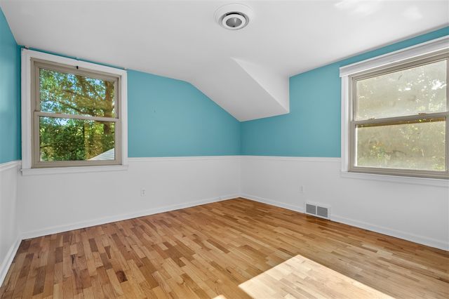 907 East Street, Three Rivers, MI 49093