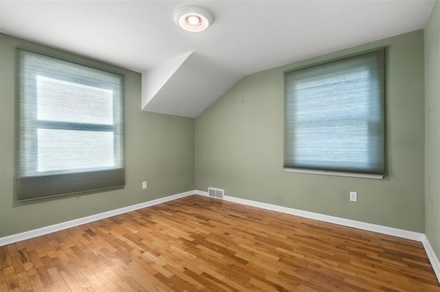 907 East Street, Three Rivers, MI 49093