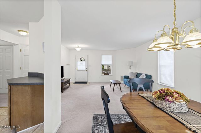 43 Morning Glory Way, Rotterdam, NY 12306