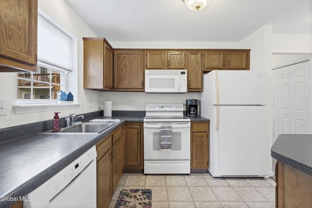 43 Morning Glory Way, Rotterdam, NY 12306