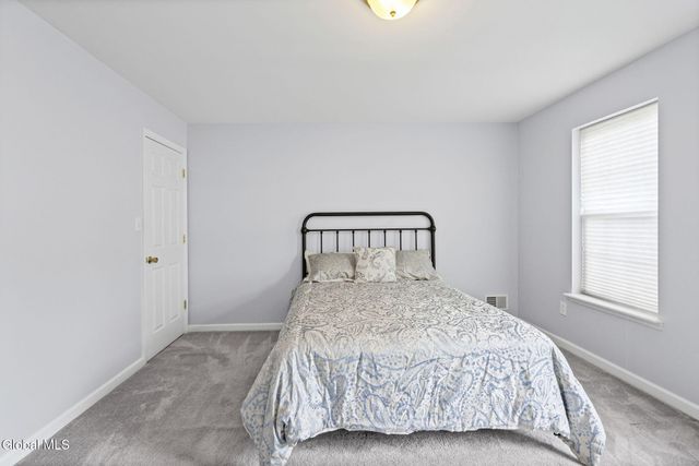 43 Morning Glory Way, Rotterdam, NY 12306
