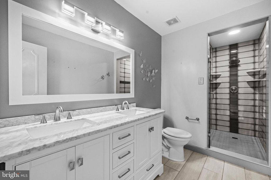 Image 16 of property listing at 6102 GALLERY ST, Bowie, MD 20720