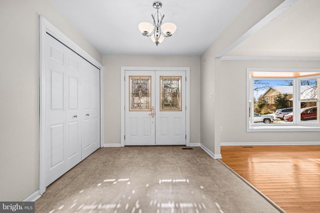 Image 2 of property listing at 6102 GALLERY ST, Bowie, MD 20720