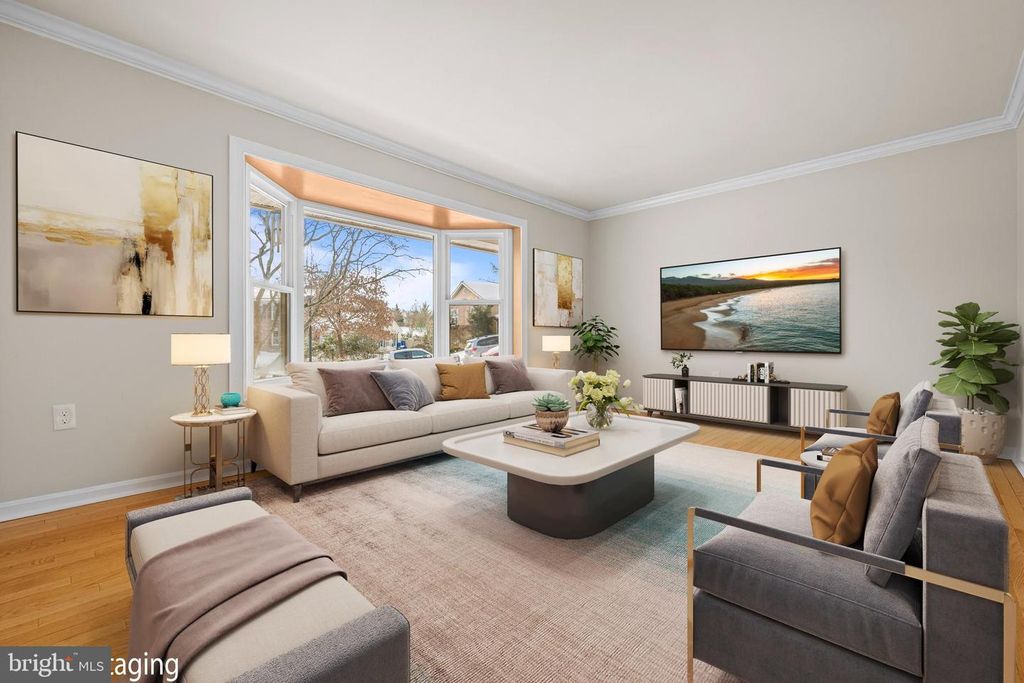 Image 3 of property listing at 6102 GALLERY ST, Bowie, MD 20720