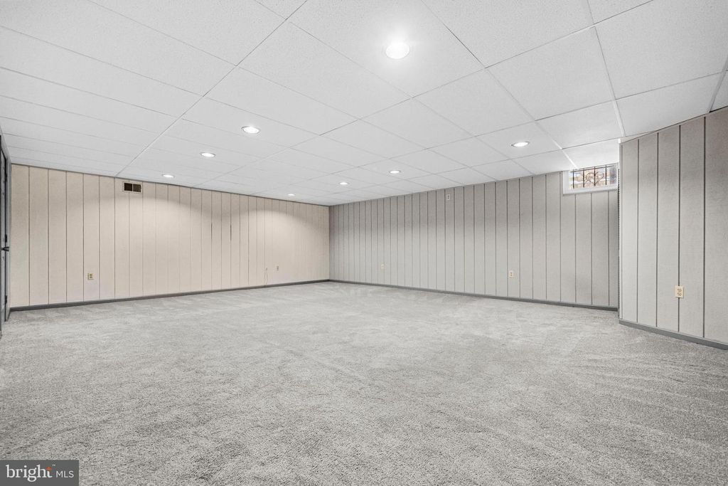 Image 32 of property listing at 6102 GALLERY ST, Bowie, MD 20720