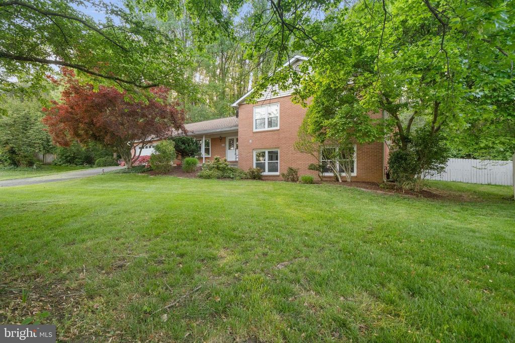 Image 38 of property listing at 6102 GALLERY ST, Bowie, MD 20720