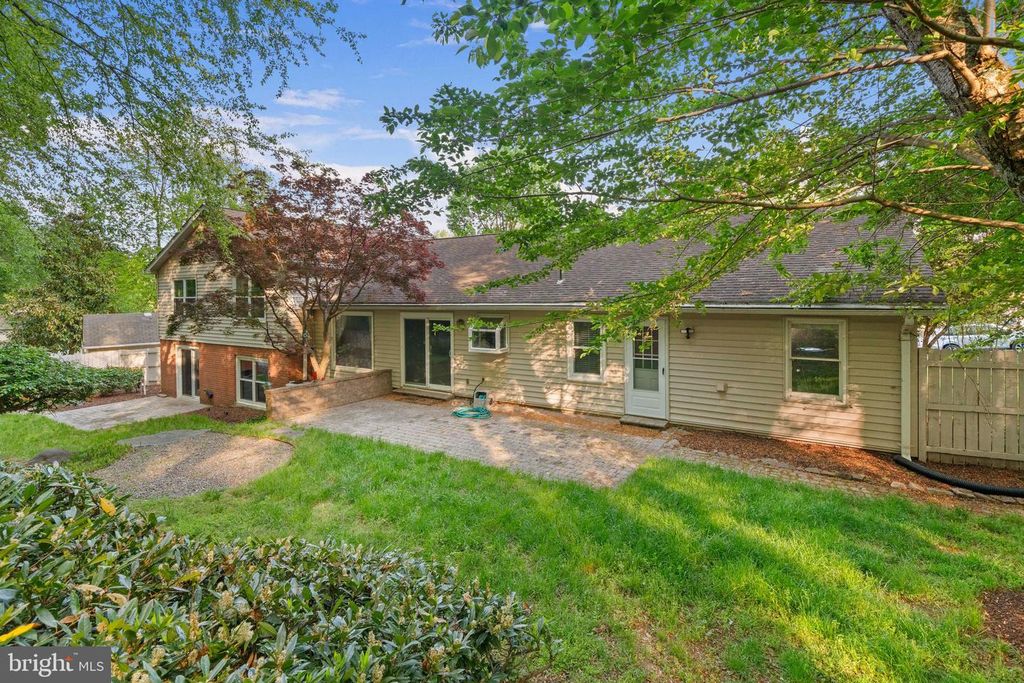 Image 46 of property listing at 6102 GALLERY ST, Bowie, MD 20720