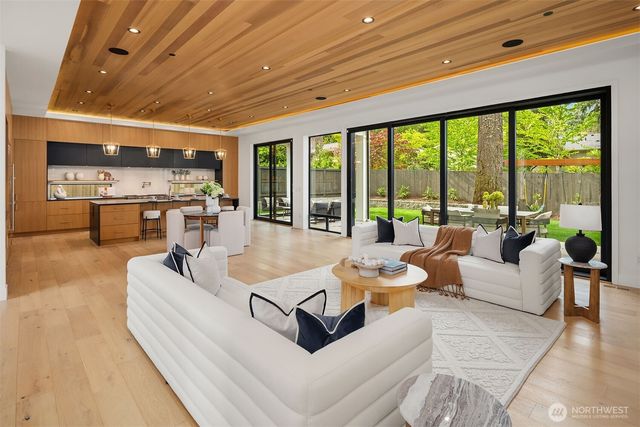 16626 SE 27th, Bellevue, WA 98008