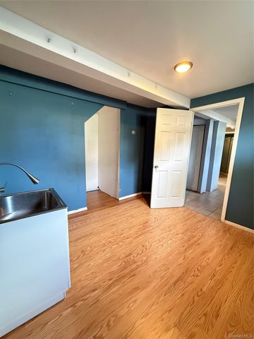 1720 Montague Avenue, Merrick, NY 11566