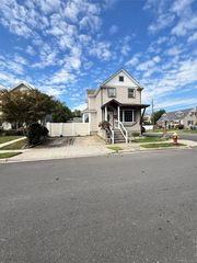 1720 Montague Avenue, Merrick, NY 11566