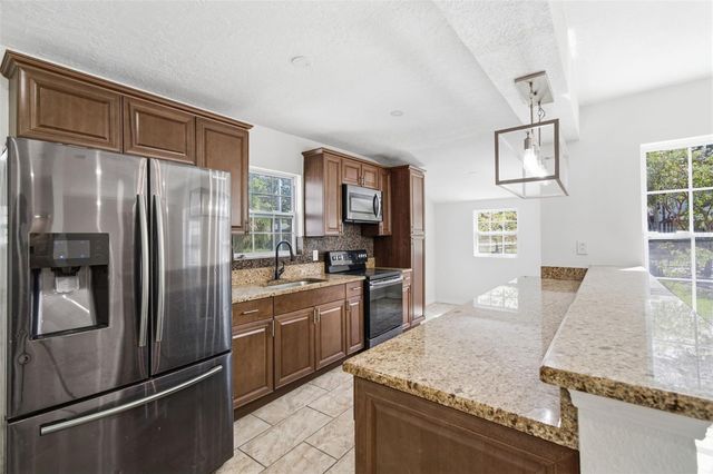 1201 S LINCOLN AVENUE, Lakeland, FL 33803