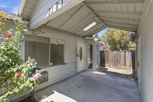 3181 Maddux Drive, Palo Alto, CA 94303