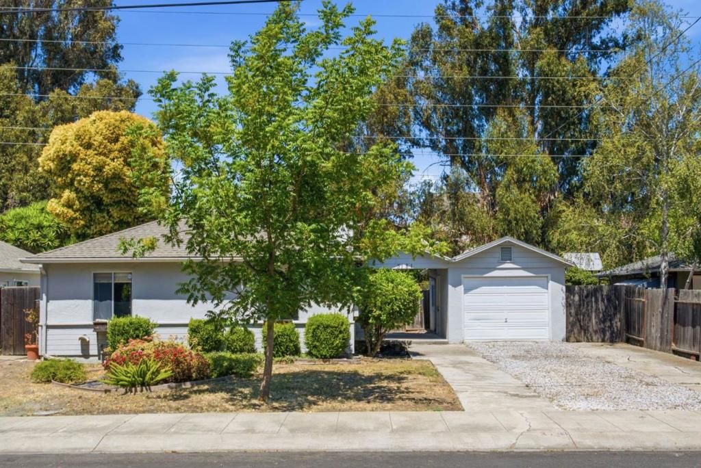 3181 Maddux Drive, Palo Alto, CA 94303