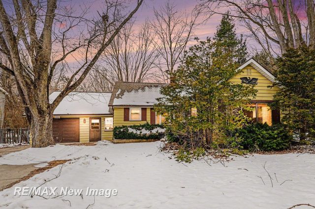 540 S Hemlock Road, Richland Twp, MI 48626