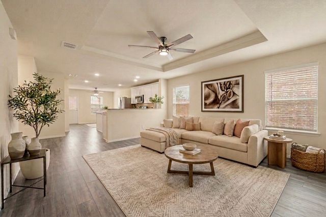 945 Shire Avenue, Haslet, TX 76052