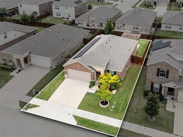 945 Shire Avenue, Haslet, TX 76052